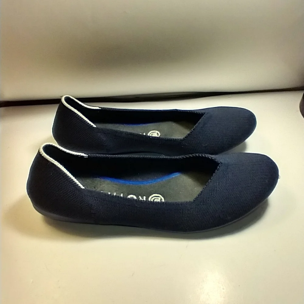 Rothy’s The Flat Navy Blue Knit Round Toe Slip On Flats Shoes Women's sz 8.